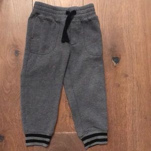 Grey GAP sweats with black accents